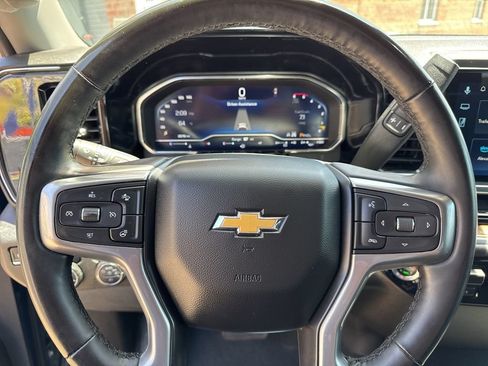 Used 2025 Chevrolet Silverado 2500 LT w/ Convenience Package AWD/4WD image 15