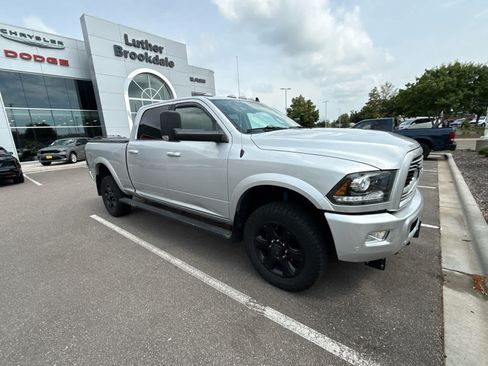 Used 2018 RAM 2500 Laramie w/ Sport Appearance Group AWD/4WD image 2