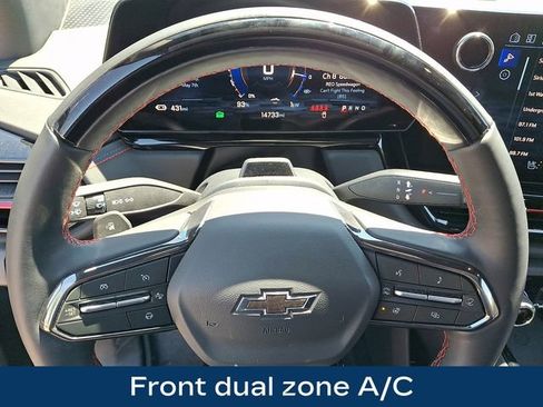Used 2025 Chevrolet Silverado EV RST AWD/4WD image 4