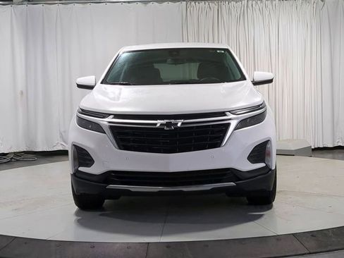 Used 2024 Chevrolet Equinox LT w/ LPO, Floor Liner Package image 3