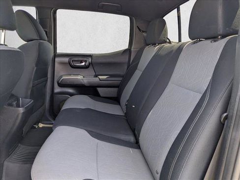 Used 2021 Toyota Tacoma TRD Sport RWD image 16