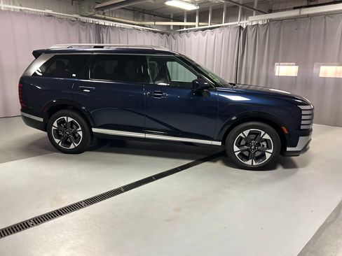 Used 2026 Hyundai Palisade Limited AWD/4WD image 8