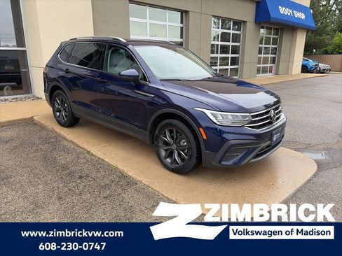 Used 2023 Volkswagen Tiguan SE w/ Panoramic Sunroof Package AWD/4WD image 1