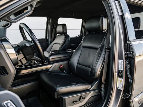 Used 2022 Ford F150 XLT w/ Equipment Group 302A High image 35