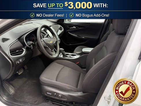Used 2024 Chevrolet Malibu LT image 14