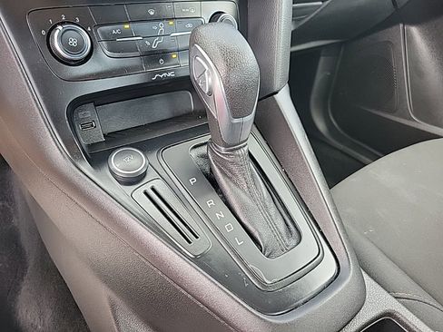 Used 2017 Ford Focus S FWD image 14