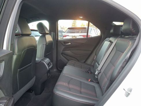 Used 2022 Chevrolet Equinox RS image 10