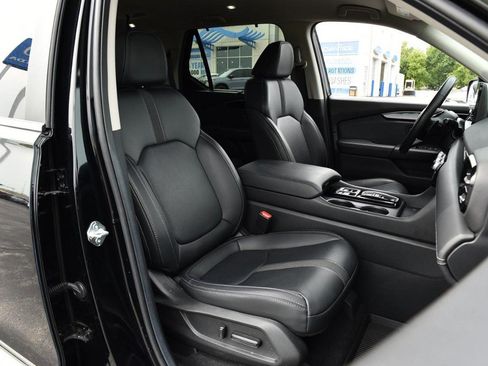 Certified 2025 Honda Pilot EX-L image 23