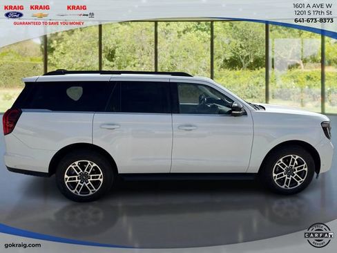 Used 2025 Ford Expedition Active AWD/4WD image 4