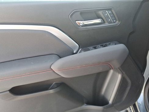 Used 2024 Chevrolet Colorado Z71 w/ Z71 Convenience Package 2 image 12