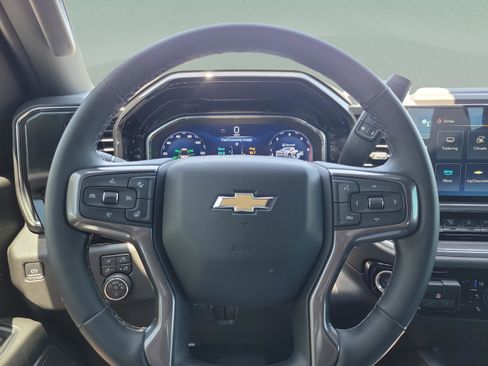 Used 2024 Chevrolet Silverado 2500 High Country w/ High Country Premium Package AWD/4WD image 22