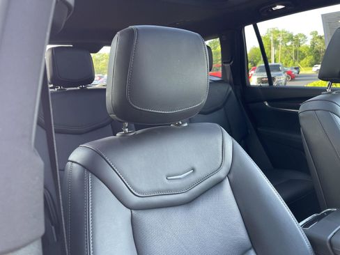 Used 2024 Cadillac XT6 Sport w/ Technology Package AWD/4WD image 40