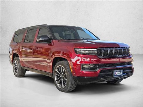 Used 2025 Jeep Grand Wagoneer L Series II Obsidian w/ Quick Order Packagew 28T image 3