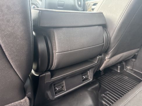 Used 2024 Chevrolet Silverado 2500 W/T w/ WT Convenience Package AWD/4WD image 27