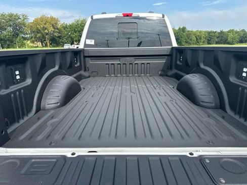 New 2026 Ford F350 Lariat w/ Black Appearance Package AWD/4WD image 15