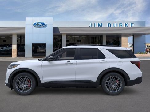 New 2026 Ford Explorer ST-Line w/ ST-Line Street Pack RWD image 3