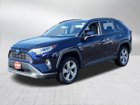 Certified 2019 Toyota RAV4 Limited w/ Carpet Mat Package AWD/4WD image 3