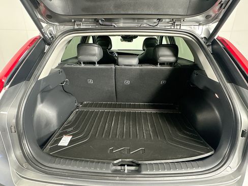Used 2023 Kia Niro Wind FWD image 28