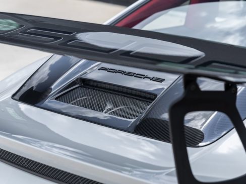 Certified 2019 Porsche 911 GT2 RS RWD image 21