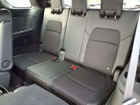 Used 2023 Nissan Pathfinder Rock Creek AWD/4WD image 7