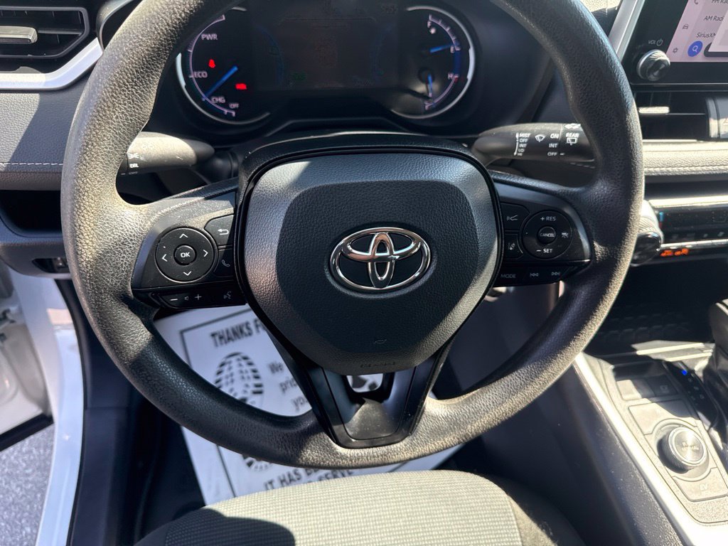Used 2023 Toyota RAV4 LE AWD/4WD image 21