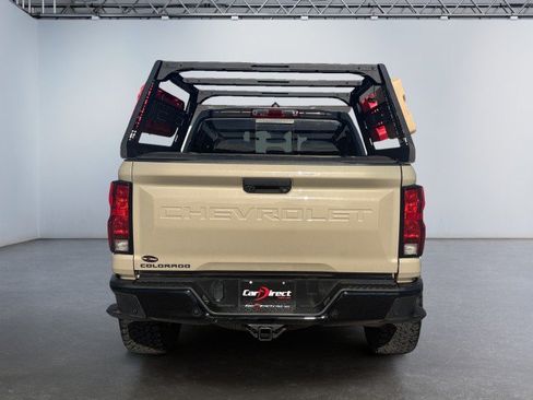 Used 2023 Chevrolet Colorado Trail Boss w/ Technology Package AWD/4WD image 15