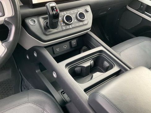 Used 2022 Land Rover Defender 110 X-Dynamic HSE image 49