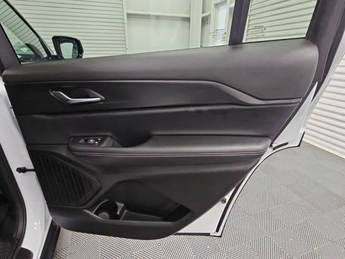 Used 2024 Jeep Grand Cherokee L Laredo RWD image 34