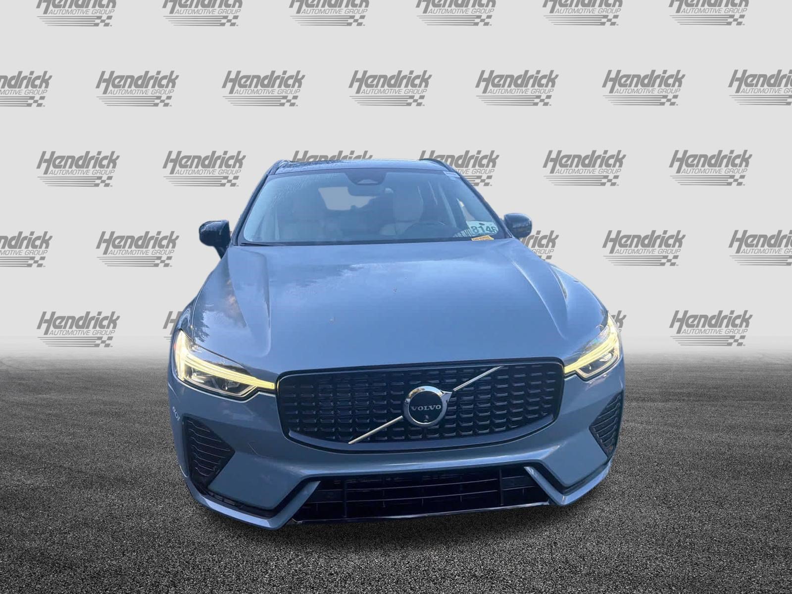 Certified 2024 Volvo XC60 B5 Plus w/ Protection Package AWD/4WD image 5