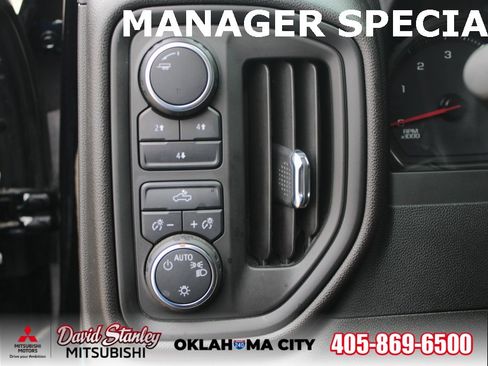 Used 2022 Chevrolet Silverado 2500 Custom w/ Gooseneck/5TH Wheel Package image 15