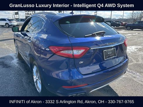 Used 2019 Maserati Levante GranLusso image 12