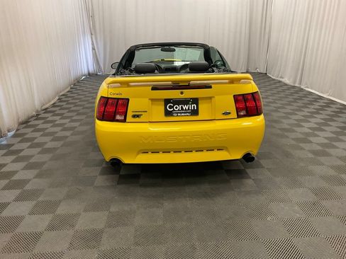 Used 2004 Ford Mustang GT RWD image 18
