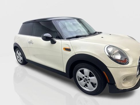 Used 2016 MINI Cooper 2-Door Hardtop FWD image 12