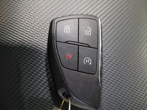 Used 2025 Chevrolet Equinox LT FWD image 32