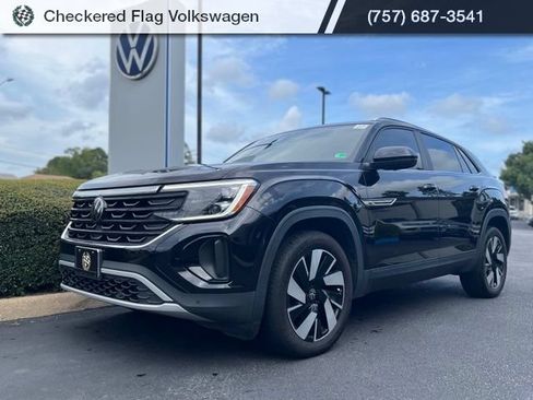 Used 2024 Volkswagen Atlas Cross Sport SE AWD/4WD image 1