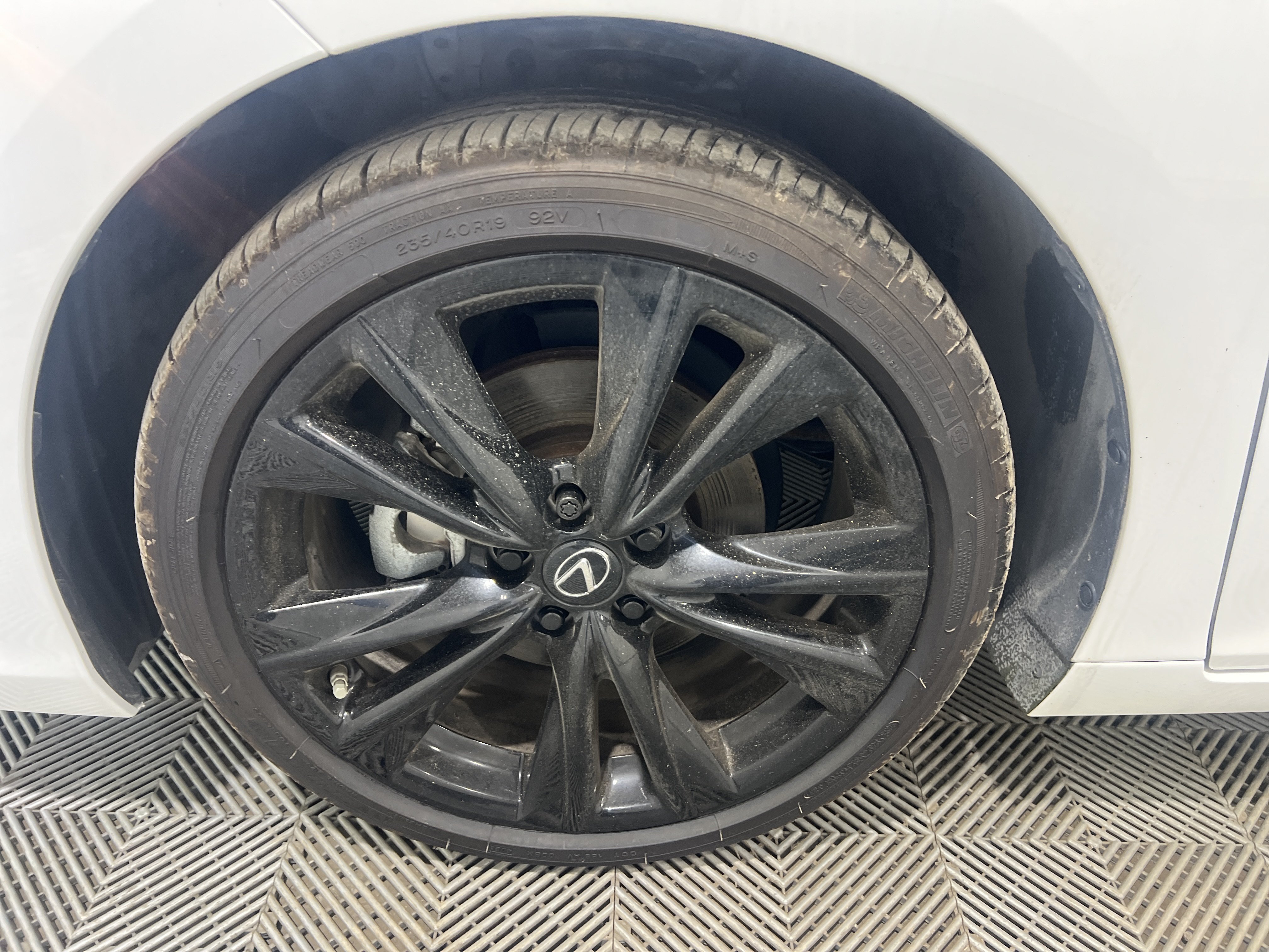 Used 2024 Lexus ES 300h FWD image 5