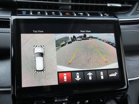 Used 2022 Jeep Grand Cherokee Limited 4xe w/ Luxury Tech Group II AWD/4WD image 43