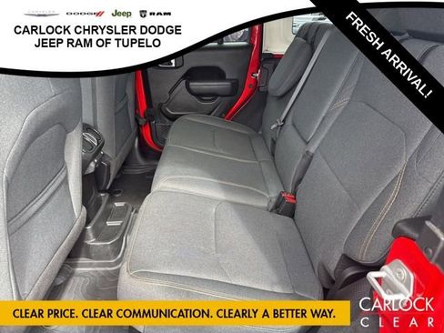 Used 2025 Jeep Wrangler Sport image 32