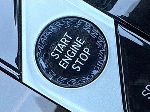 New 2026 BMW X7 xDrive40i w/ Executive Package image 38