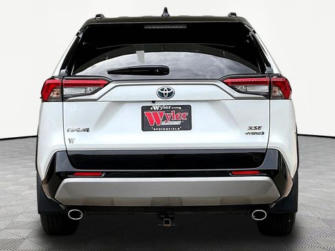Used 2023 Toyota RAV4 XSE AWD/4WD image 5