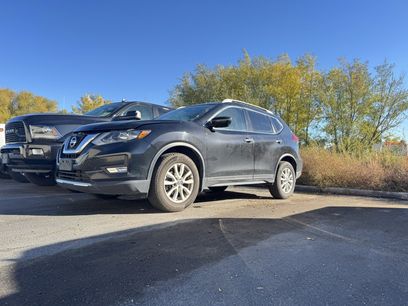 Used 2017 Nissan Rogue SV