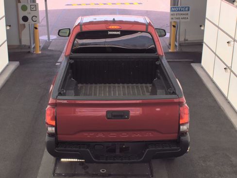 Used 2019 Toyota Tacoma SR image 10