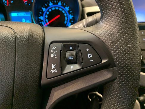 Used 2015 Chevrolet Cruze LT w/ Sun And Sound Package FWD image 24