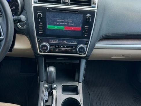 Used 2019 Subaru Outback 3.6R Limited w/ Popular Package #2 AWD/4WD image 9