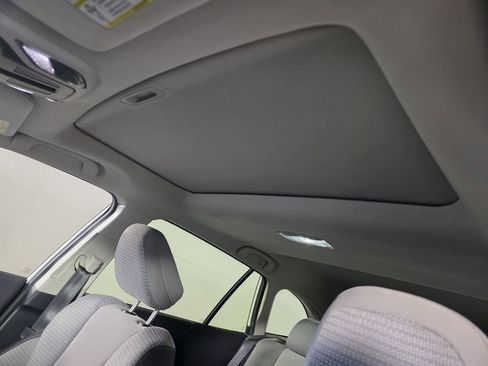 Used 2020 Subaru Outback Premium image 13