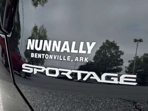 Used 2023 Kia Sportage SX FWD image 9