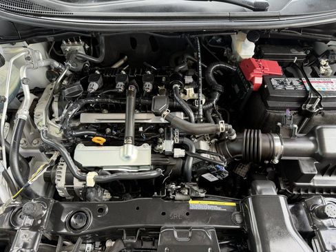 Used 2025 Nissan Versa SV w/ Trunk Package image 41