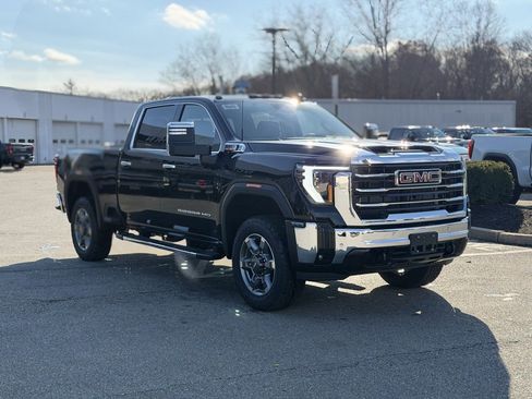 New 2026 GMC Sierra 2500 SLT w/ SLT Premium Package image 9