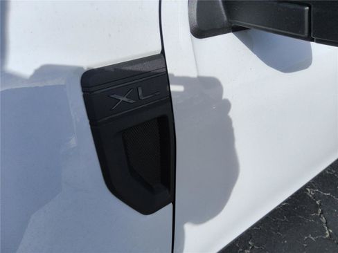 New 2026 Ford Maverick XL image 11