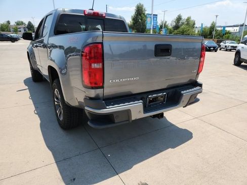 Used 2022 Chevrolet Colorado Z71 AWD/4WD image 7